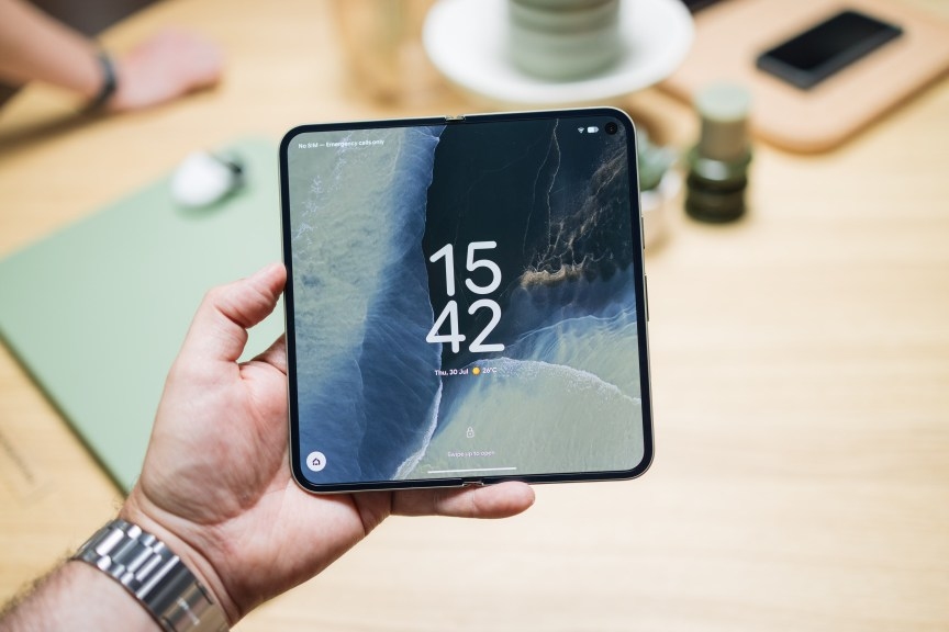 Pixel 11 Pro Fold là model có thiết kế khác biệt nhất trong Google Pixel 11 Series