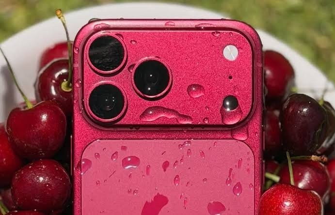 iPhone 18 Pro và Pro Max có thể ra mắt màu Dark Cherry mới.