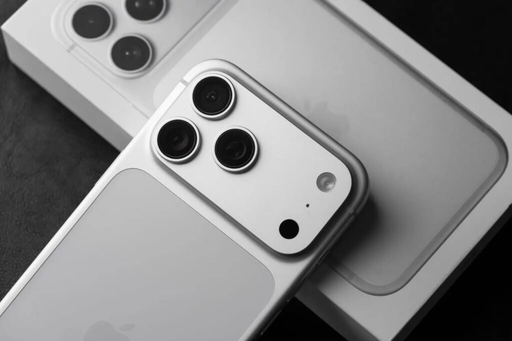 Thời lượng sử dụng của iPhone 18 Pro Max có thể vượt mốc 20 giờ.